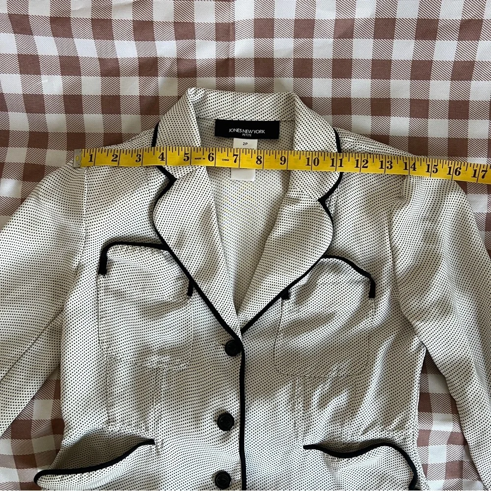 Jones New York 100% Silk Polka Dot Cream Blazer with Black Trim - Picture 8 of 11
